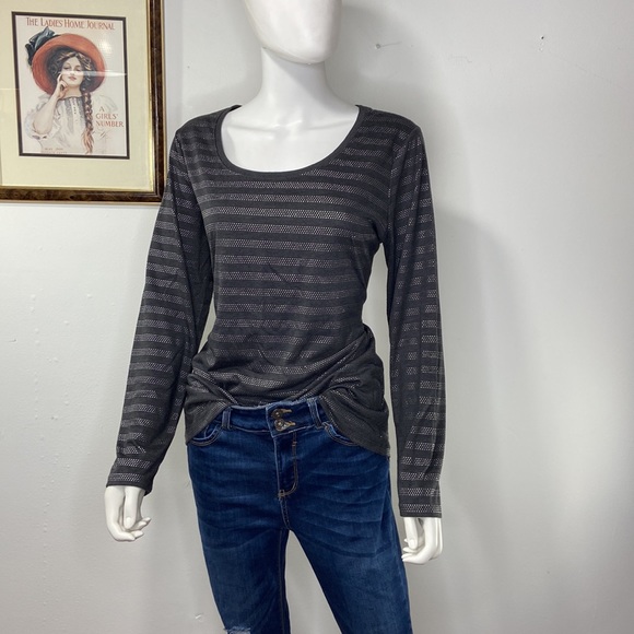 Ann Taylor women’s EUC‎ top shirt - Picture 5 of 12